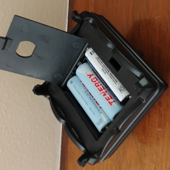 Crystal Glass Jesus Paperweight with Led Light Up Black Base - Picture 9 of 15